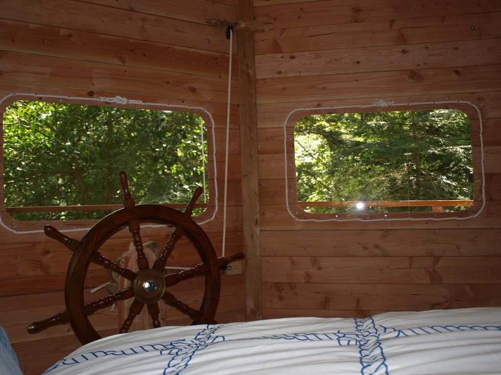 Les cabanes de Kermenguy Cléder Habitación foto